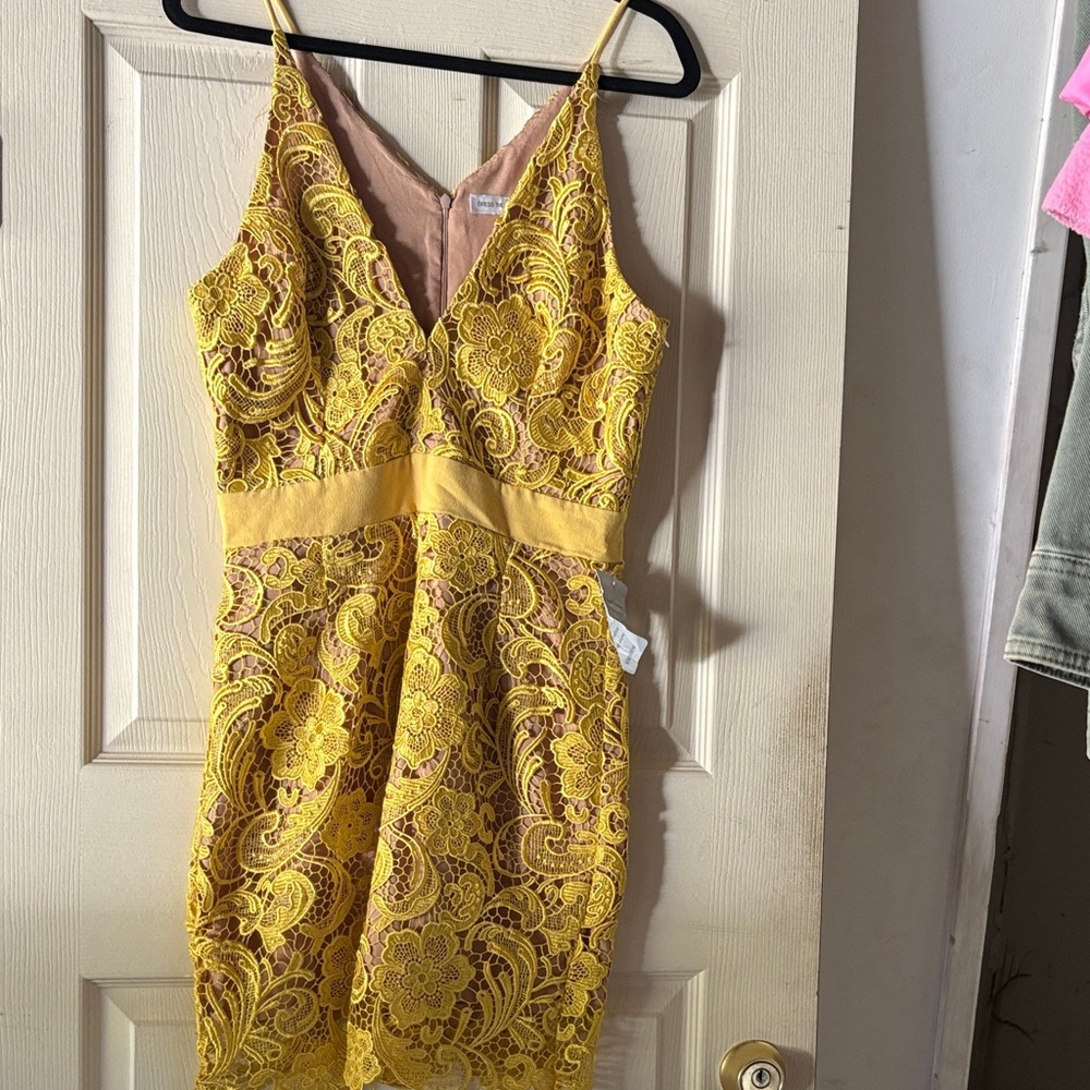 Dress the Population Yellow Lace Mini Dress